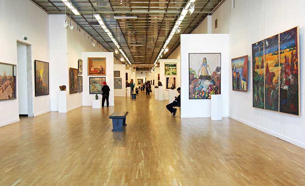 Центральный дом художника: посетите необычные выставки и экспозиции с панорамным видом на столицу