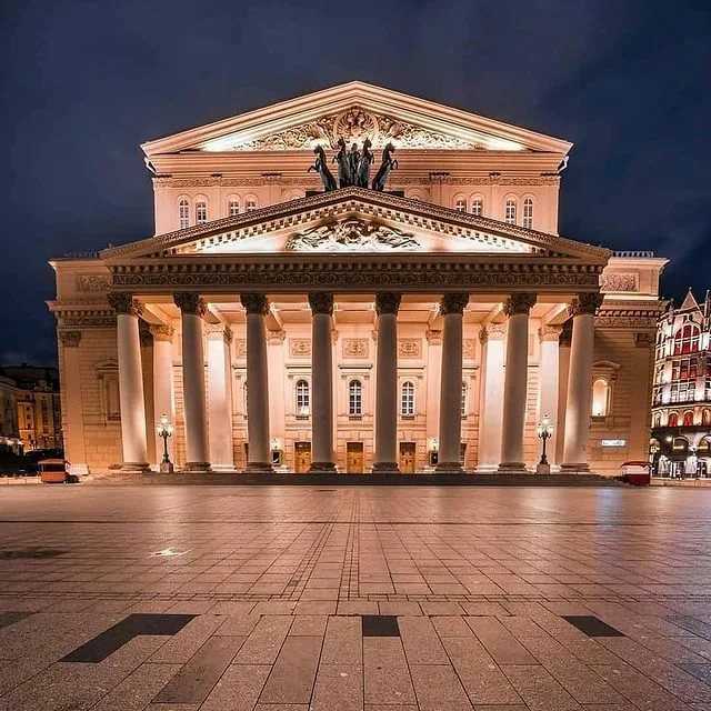 Большой театр — символ России и один из лучших театров мира Описание, история, информация для посетителей фото и видео