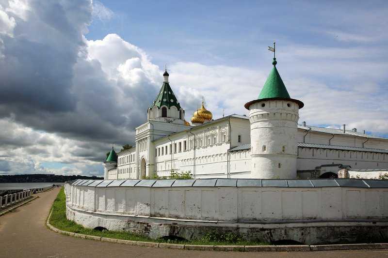Ипатьевский монастырь описание и фото - россия - золотое кольцо: кострома