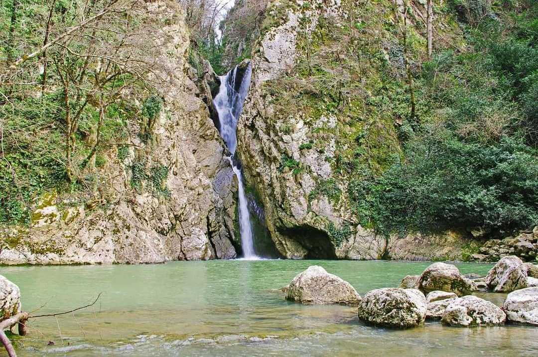 Агурские водопады — природная жемчужинка рядом с сочи