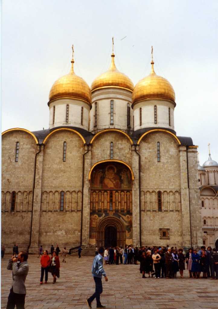 Московский кафедральный патриарший успенский собор: история создания, внешнее убранство, месторасположение