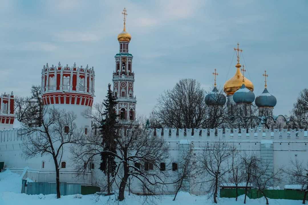 Новодевичий монастырь: как доехать на метро, адрес и расположение
