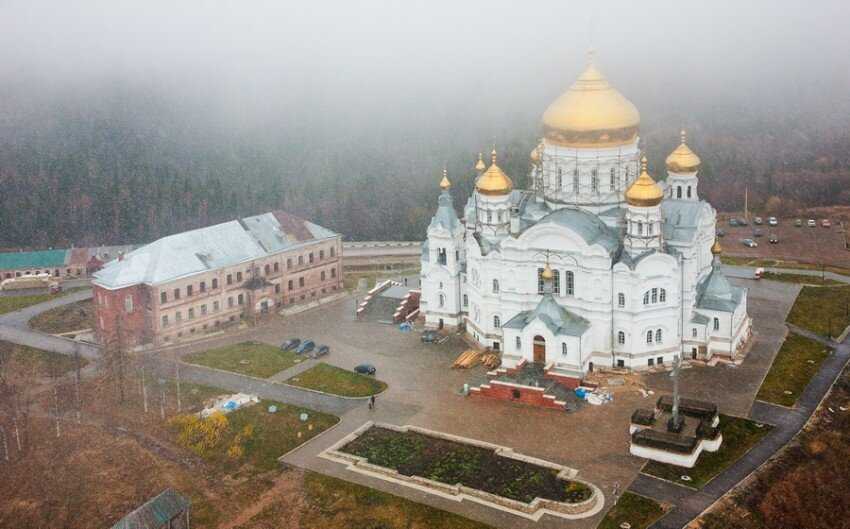 По святым местам. воскресенский белогорский монастырь воронежской области