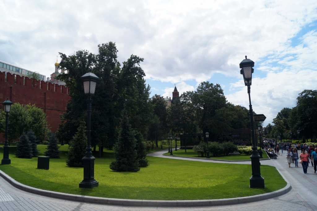 Александровский сад (москва)