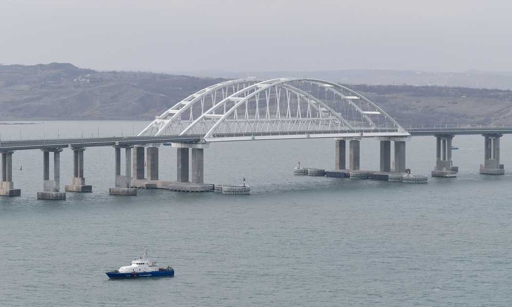 Крымский мост через керченский пролив