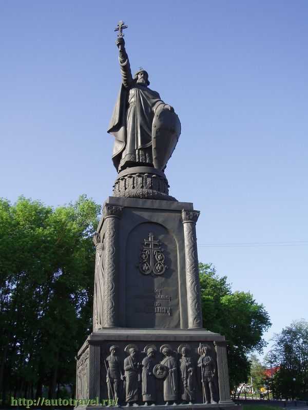 Памятник владимиру великому (белгород) - wi-ki.ru c комментариями