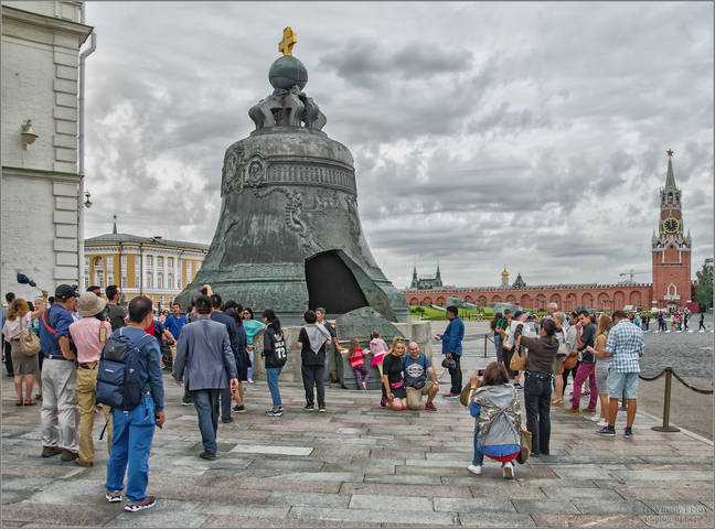 Фото Царь-колокола в Москве, Россия Большая галерея качественных и красивых фотографий Царь-колокола, которые Вы можете смотреть на нашем сайте