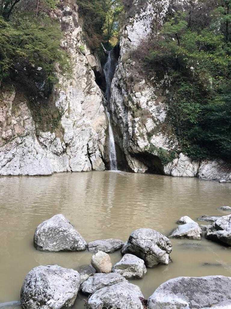 Описание агурских водопадов, самостоятельная экскурсия