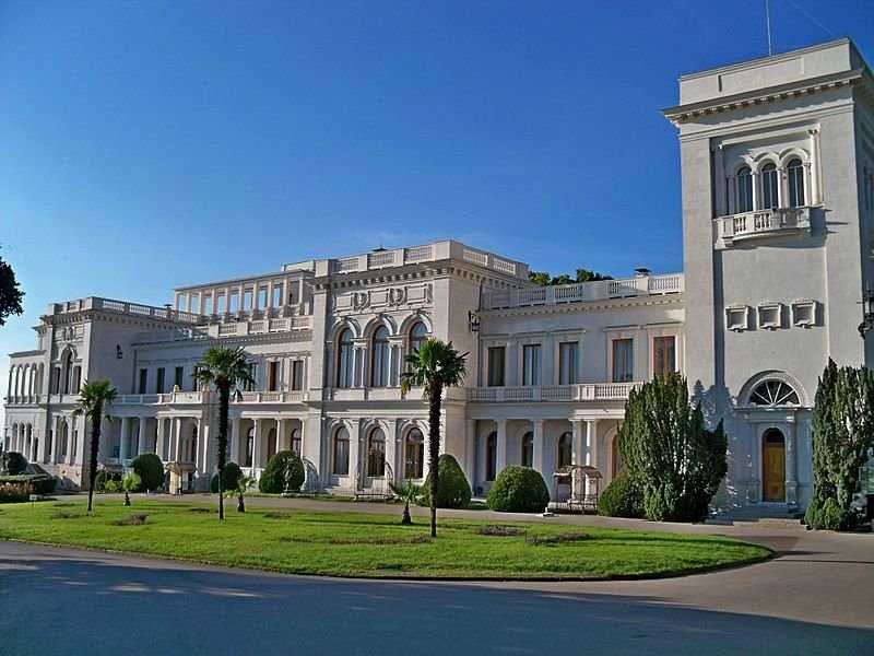 Ливадийский дворец под ялтой: богатая история и обзор архитектуры и интерьера