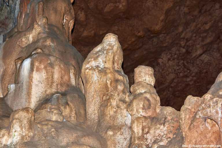 Зона отдыха сказочная долина красных пещер (кизил-коба)