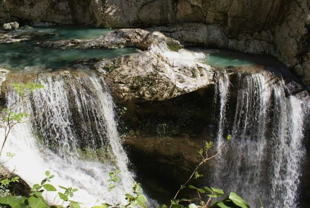 Топ 27 водопадов сочи: карта, фото, видео, как добраться, экскурсии