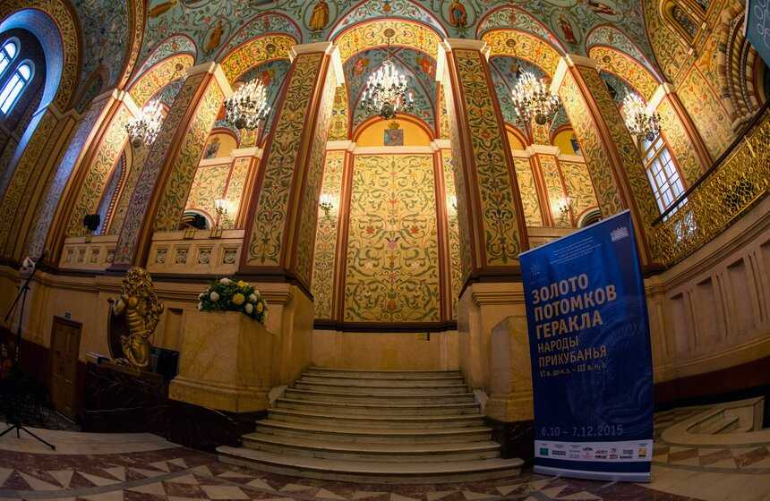 Прогулки по государственному историческому музею в москве