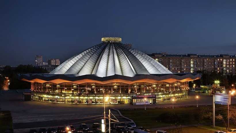 Большой Московский Государственный цирк на проспекте Вернадского — самый большой в мире цирк Он вмещает три с половиной тысячи человек