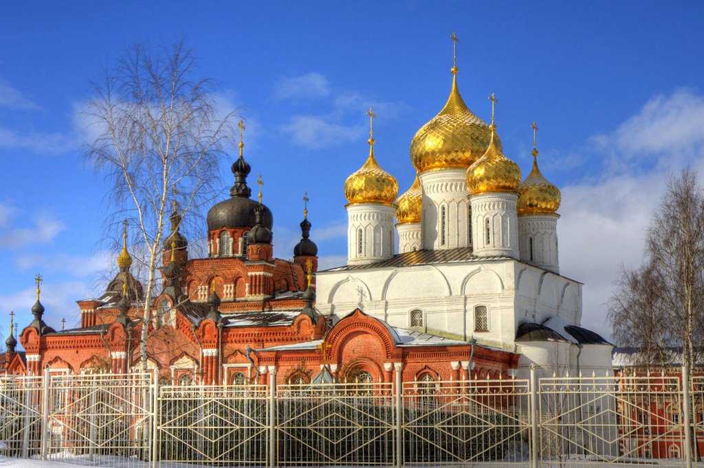 Богоявленско-анастасиин монастырь: описание, фото