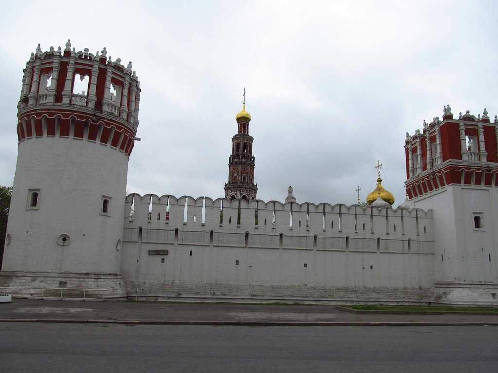 Новодевичий монастырь – древнейшая православная обитель для женщин