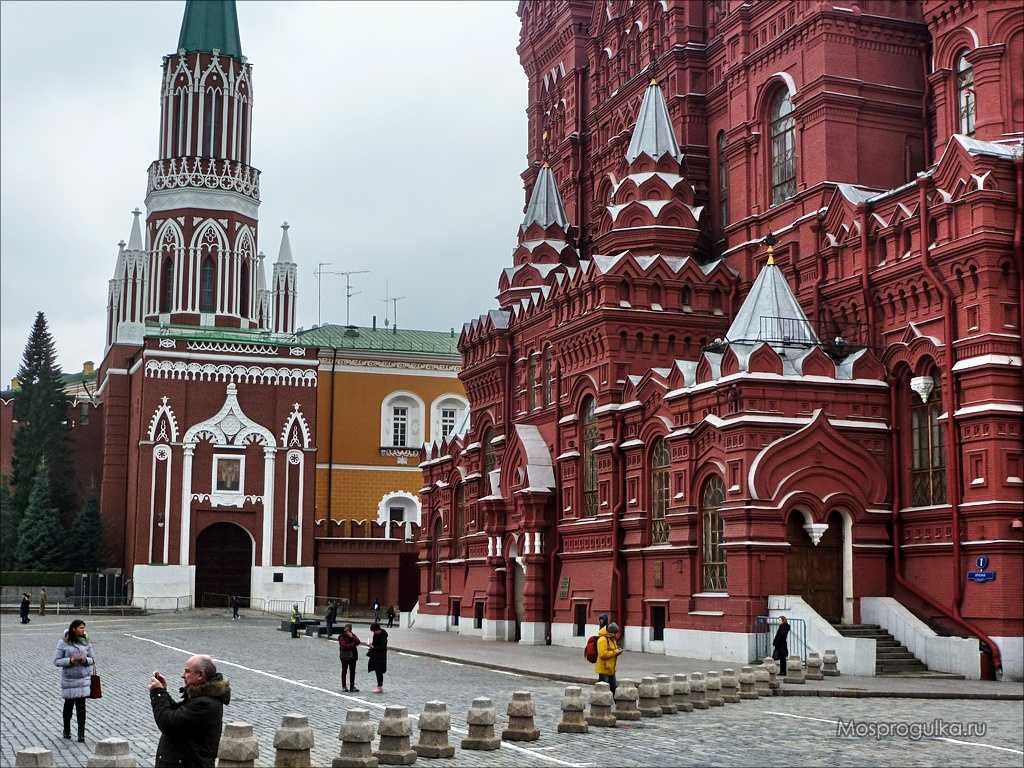 Государственный исторический музей на красной площади