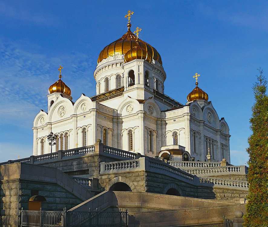 Храм Христа Спасителя — кафедральный храм Русской Православной Церкви, главный храм России