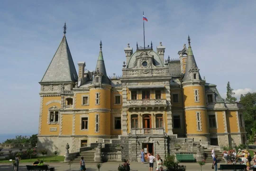 Массандровский дворец в крыму: где находится и как добраться
