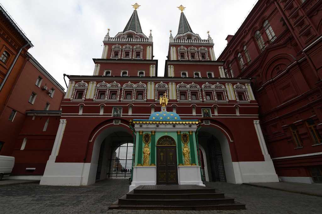 Они не оставят равнодушными: 16 самых красивых мест в москве