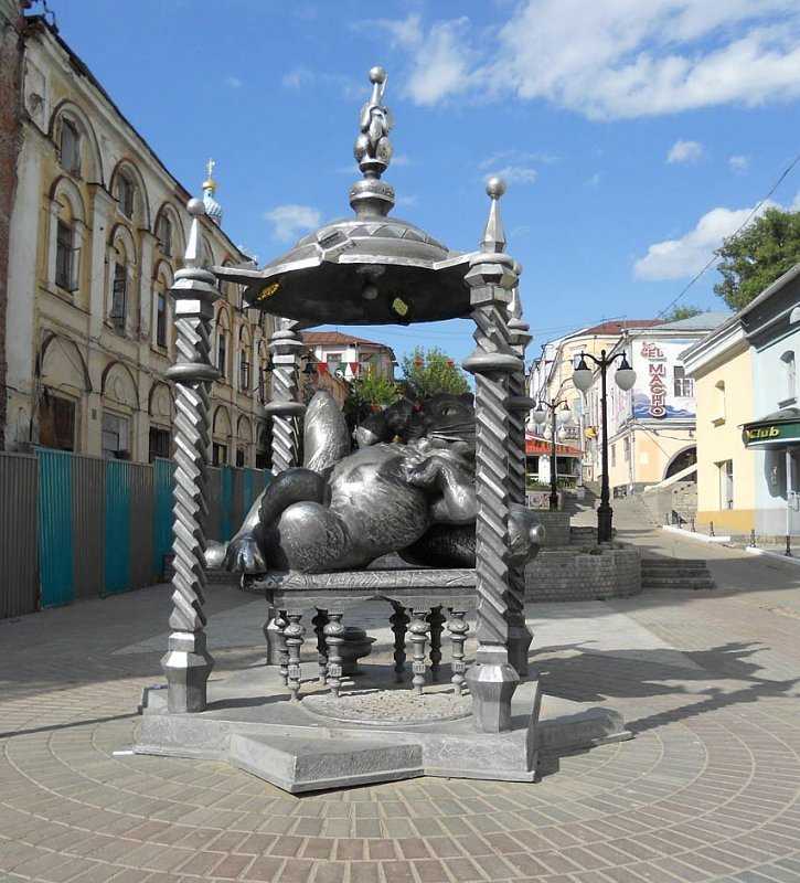 Казанский арбат — пешеходная улица баумана: что там есть и куда сходить
