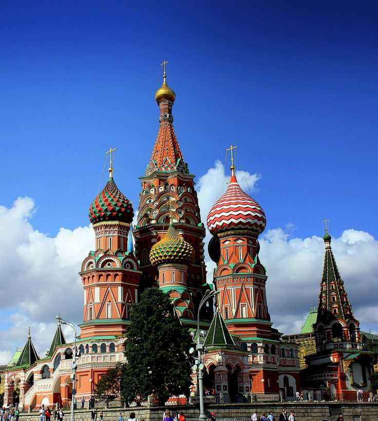 История, загадки и обзор храма василия блаженного – самой красивой церкви россии