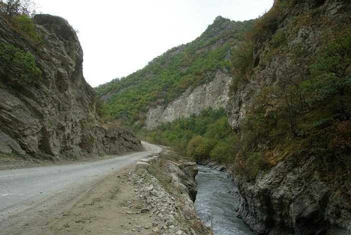 Природные памятники карелии: мраморный каньон и рускеальские водопады  :: syl.ru