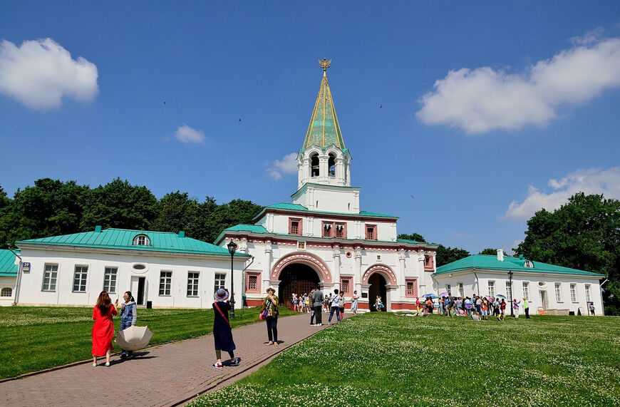 Музей-заповедник коломенское в москве. усадьба и парк коломенское