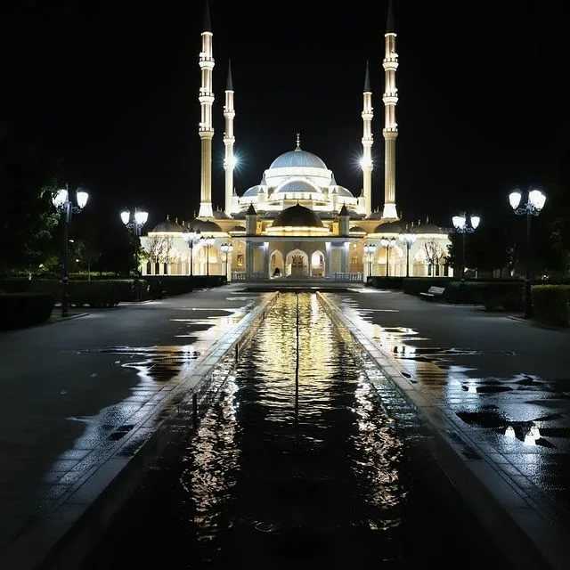Сердце чечни — крупнейшая мечеть в столице чеченской республики