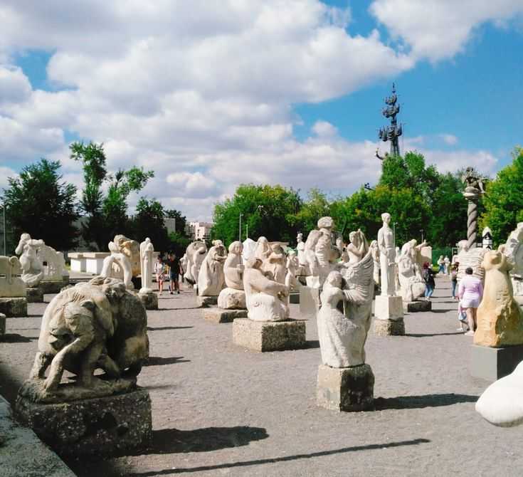 14 скульптур в парке «музеон»