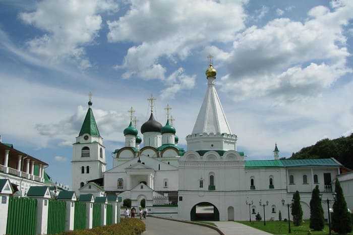Благовещенский мужской монастырь в нижнем новгороде