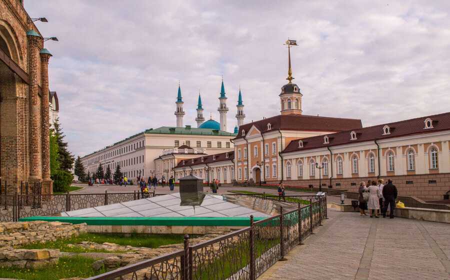 Казанский кремль: история и достопримечательности. панорамы города со смотровой площадки