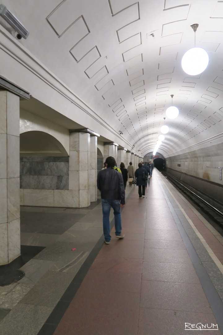 Охотный ряд (московский метрополитен) - okhotny ryad (moscow metro) - abcdef.wiki