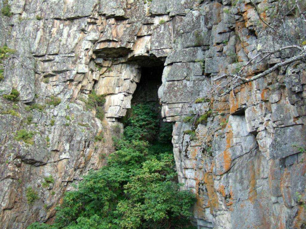 Усть-канская пещера, горный алтай