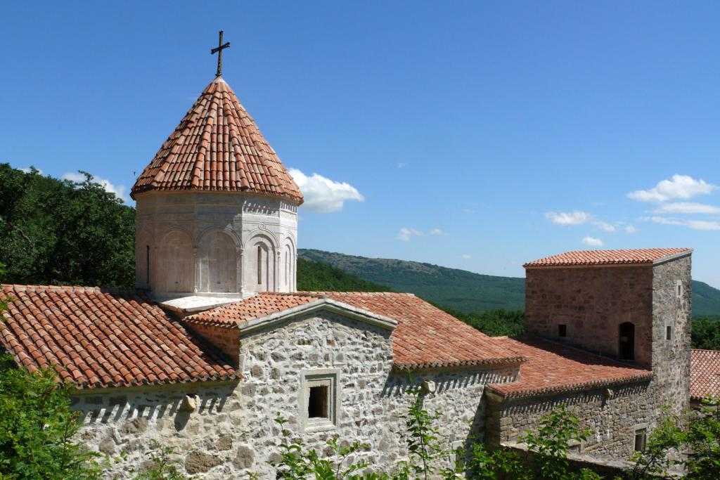 Экскурсии. достопримечательности судака — сурб-хач - армянский монастырь в старом крыму