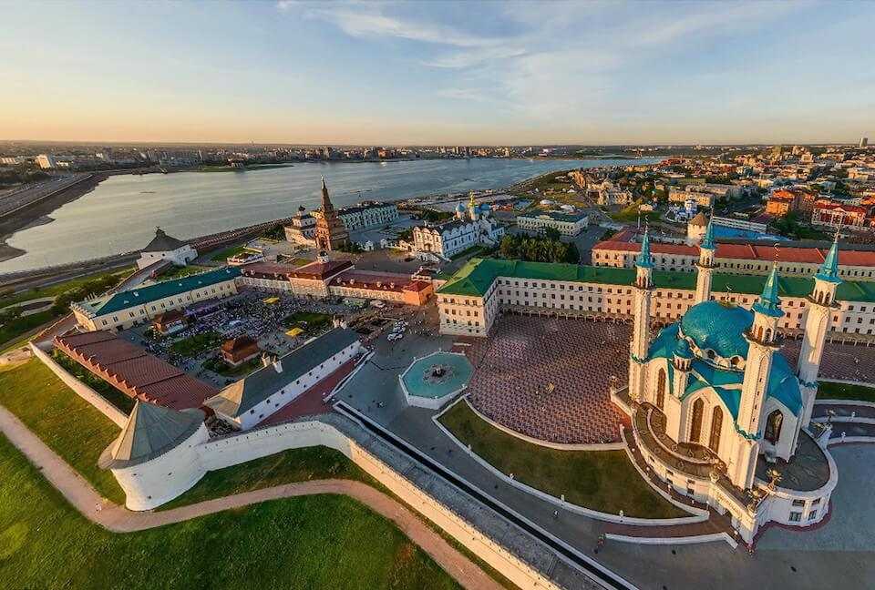 Казанский кремль: краткое описание и основные достопримечательности кремля