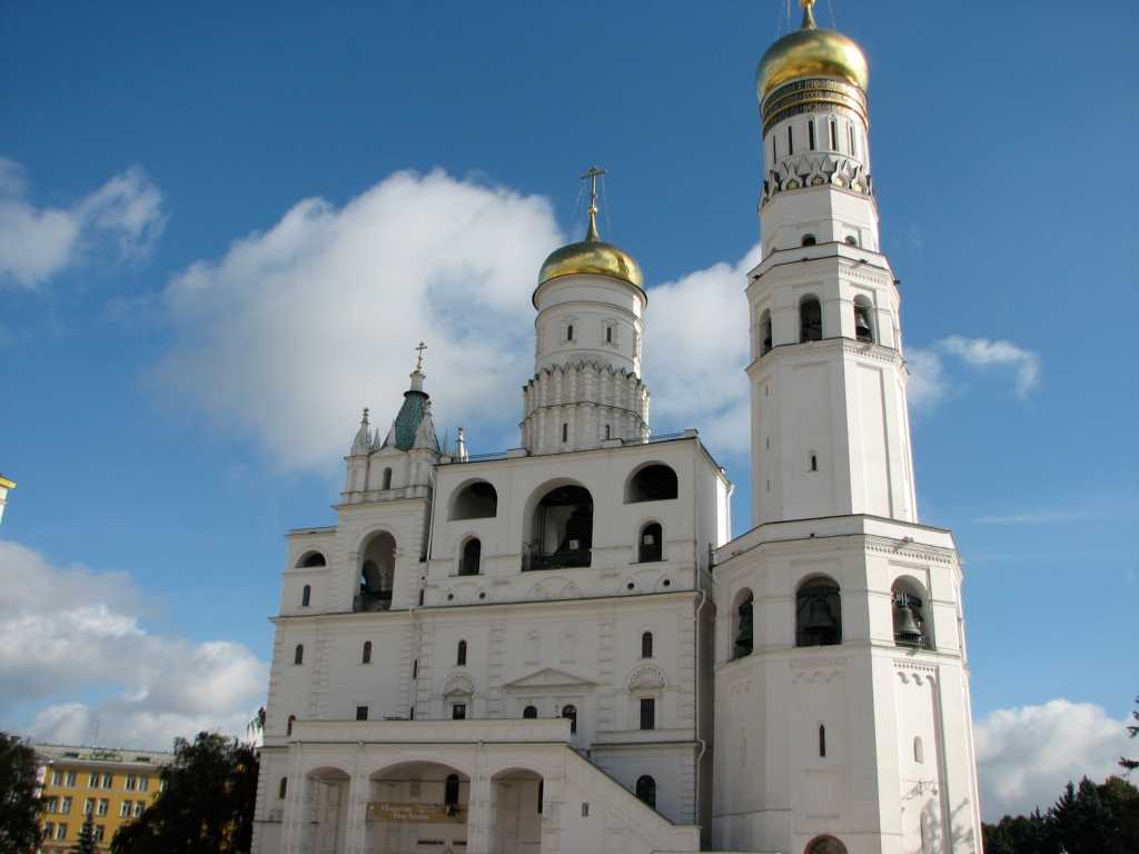 Самые красивые храмы москвы