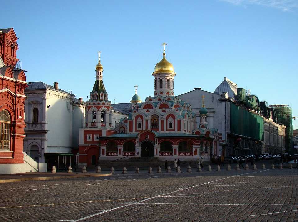 Казанский собор в честь казанской иконы божией матери в москве