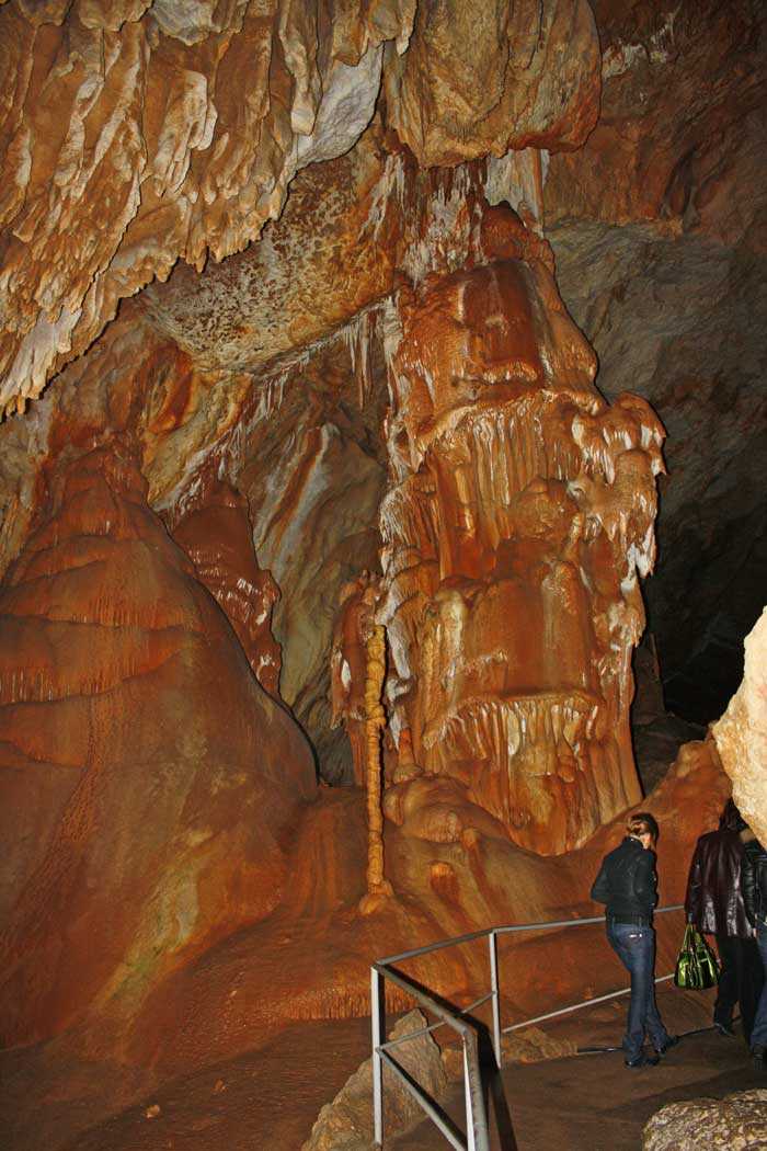 Популярные пещеры крыма