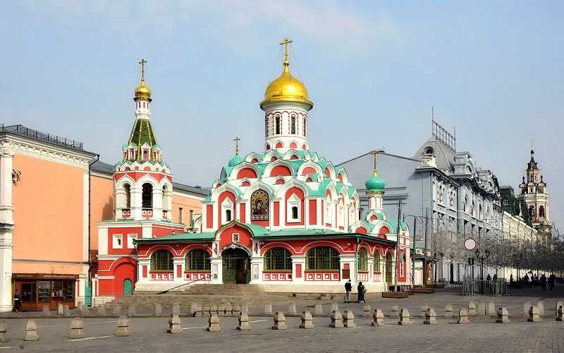 Казанский собор в москве: история святого места