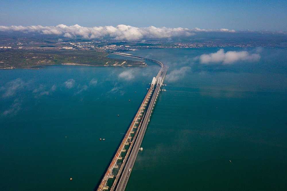 Крымский мост через керченский пролив: история строительства, длина и протяженность в км, фото, где находится на карте, стоимость проезда