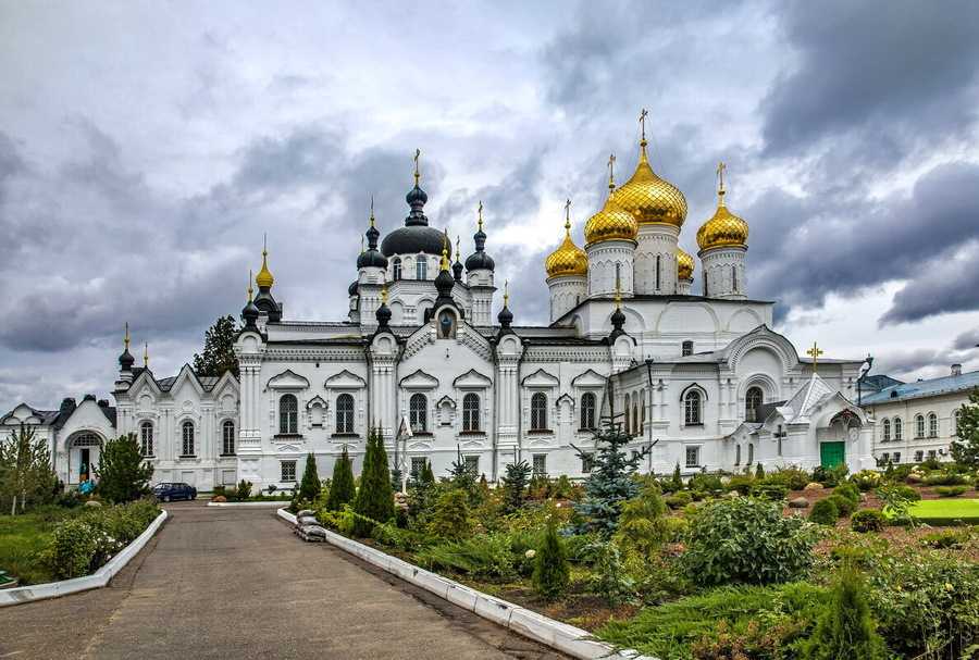 Свято-троицкий ипатьевский монастырь – детище татарского мурзы и наследие годуновых