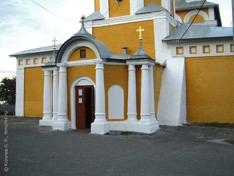 Николо-набережная церковь