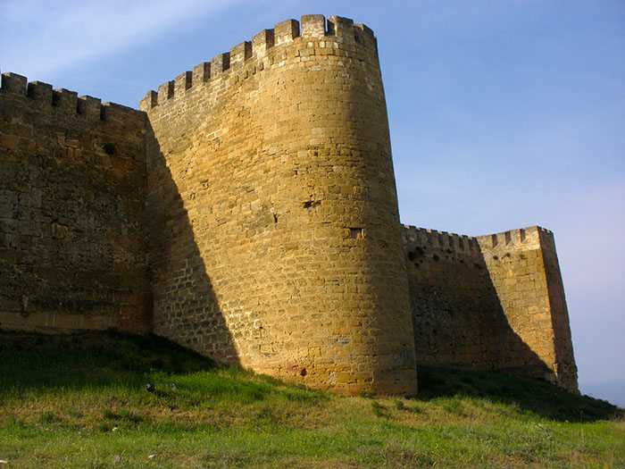 Крепость нарын-кала в дербенте — описание и фото