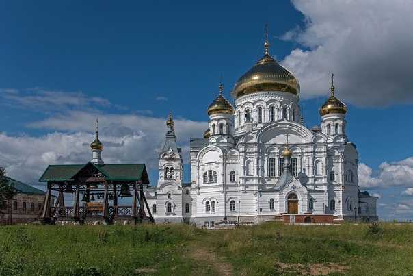 Белогорье. белогорский воскресенский монастырь | матренки