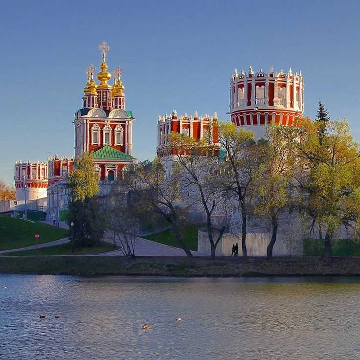 Достопримечательности и святыни новодевичьего монастыря в москве