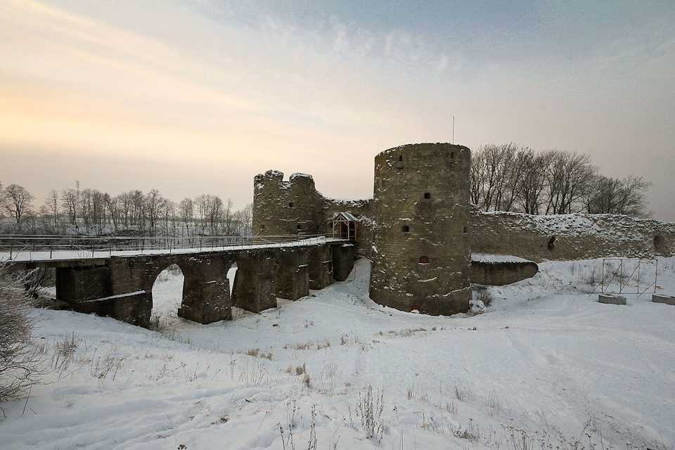 Копорская крепость — одна из древнейших русских твердынь